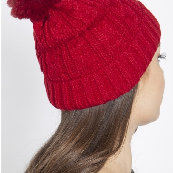 Chain Rib Knit Pattern Beanie Red - Picture 4 of 4